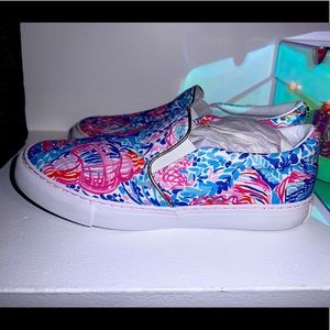 NWT Lilly Pulitzer Julie Sneaker Treasure Trove